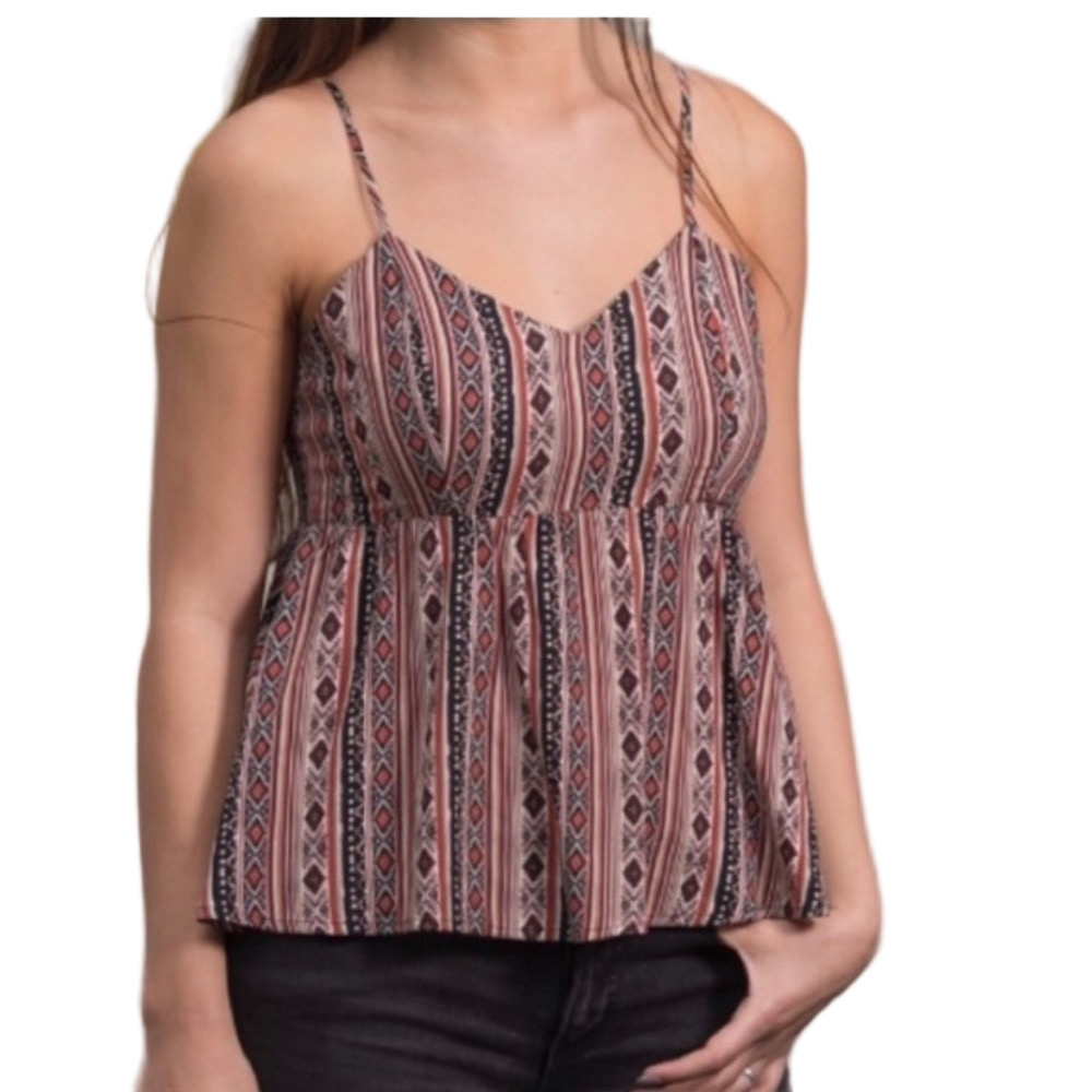 𝅺slightly cropped aztec print tank